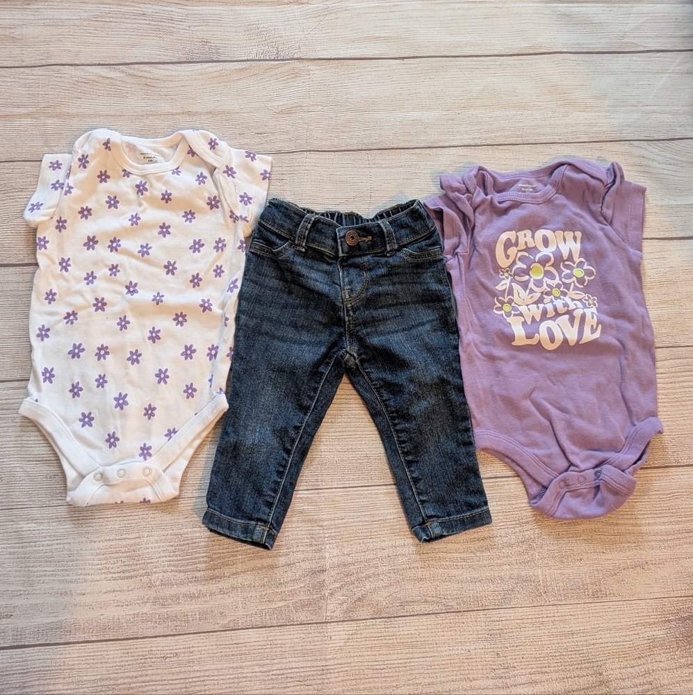 Bundle Of 3 Baby Girl Clothes. Size 6 Months